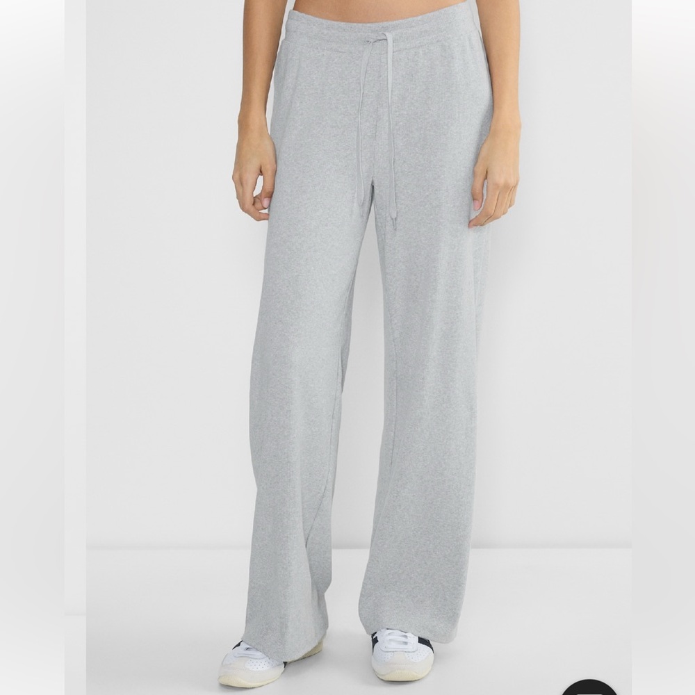 Women's Aritzia Sweatpants